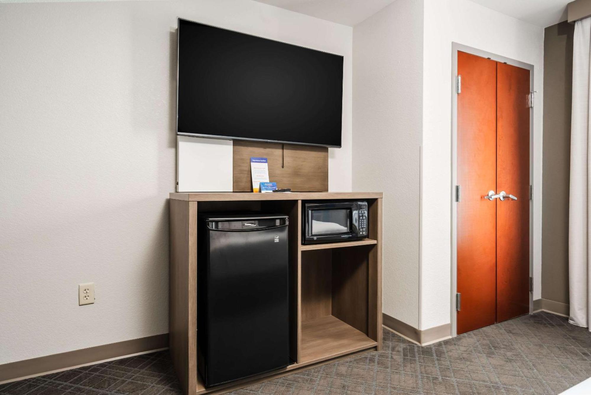 Comfort Suites Columbia Northeast - Fort Jackson المظهر الخارجي الصورة