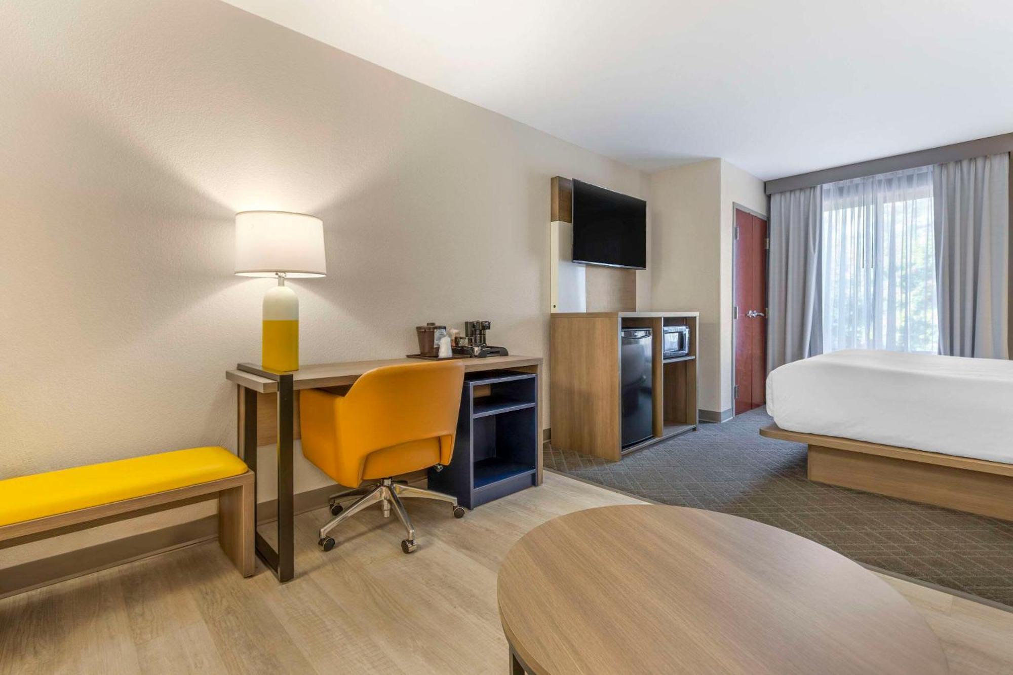Comfort Suites Columbia Northeast - Fort Jackson المظهر الخارجي الصورة