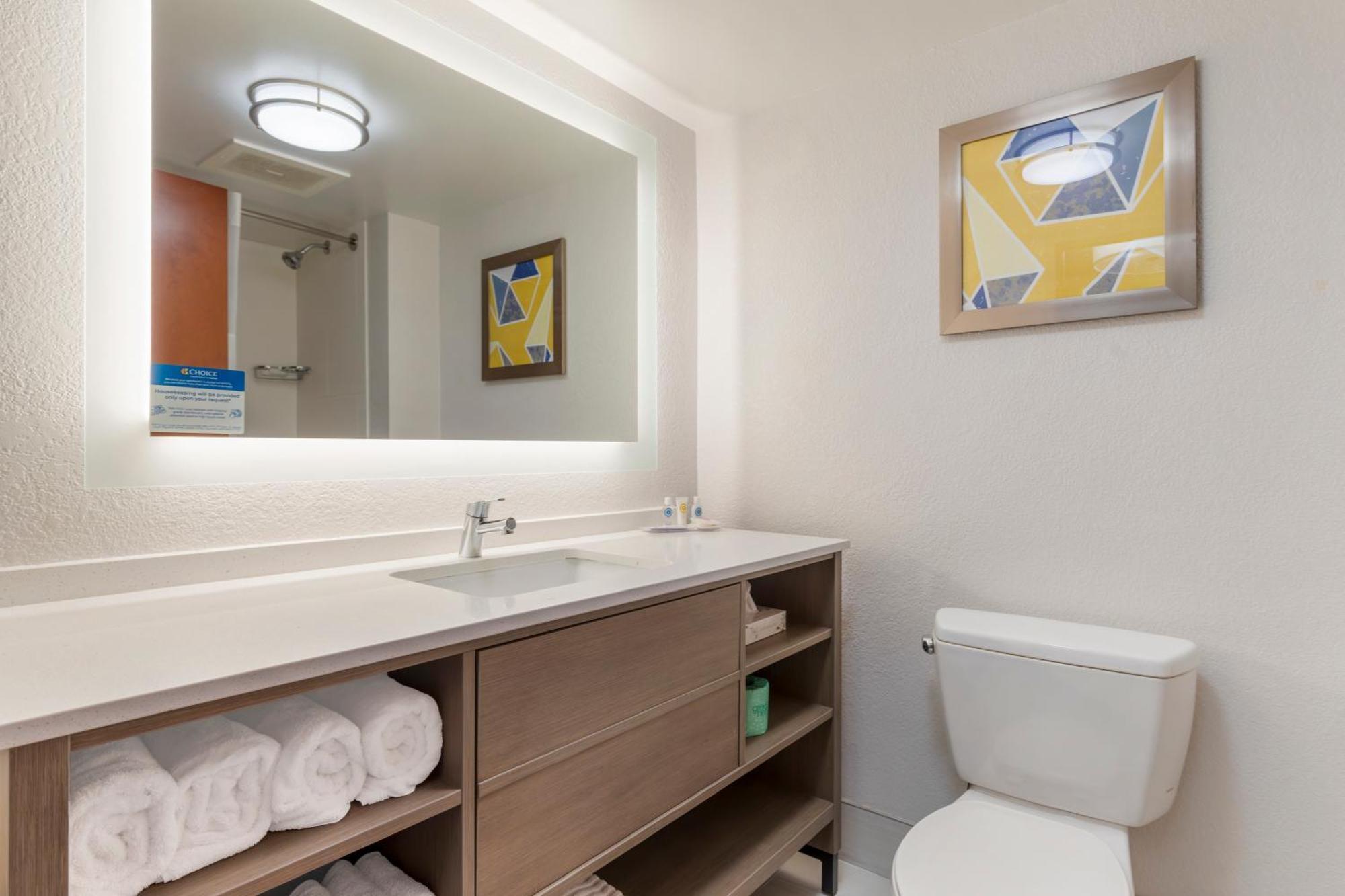 Comfort Suites Columbia Northeast - Fort Jackson المظهر الخارجي الصورة